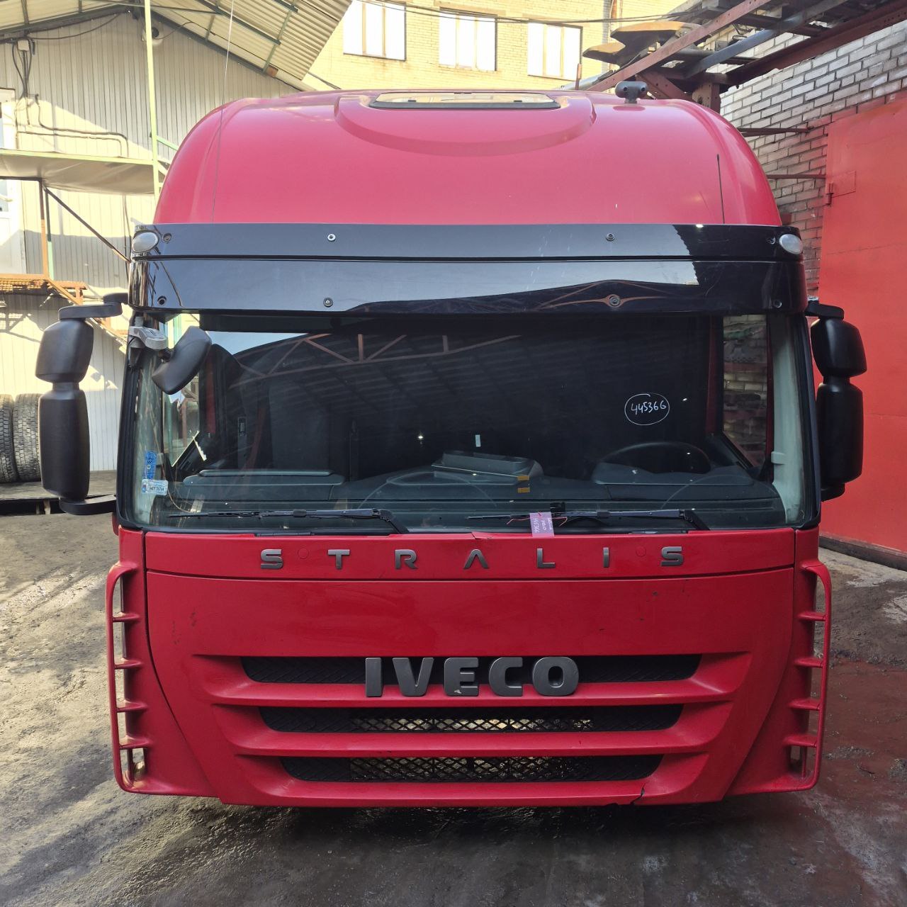 IVECO Кабина, AS, Красный, № XF445366, фото 8