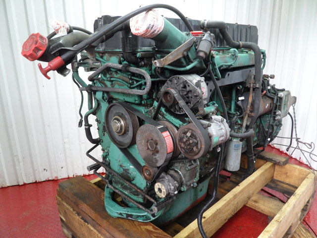 VOLVO Двигатель, D12C, 340 hp, Euro3, № XF216055, фото 1