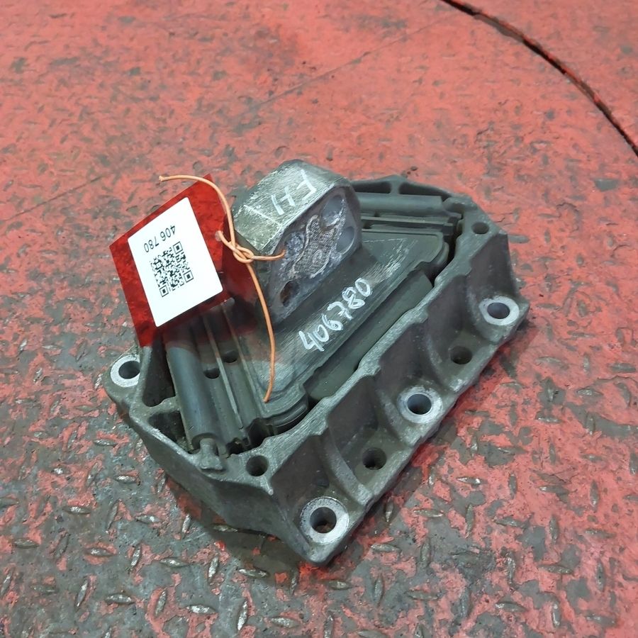 20399980 VOLVO Подушка двигателя, № XF406780, фото 1