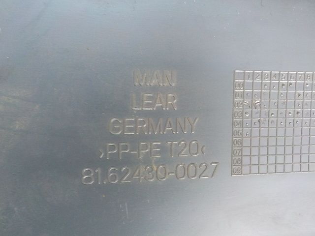 81624300028 MAN Обшивка кабины, № XF213805, фото 4