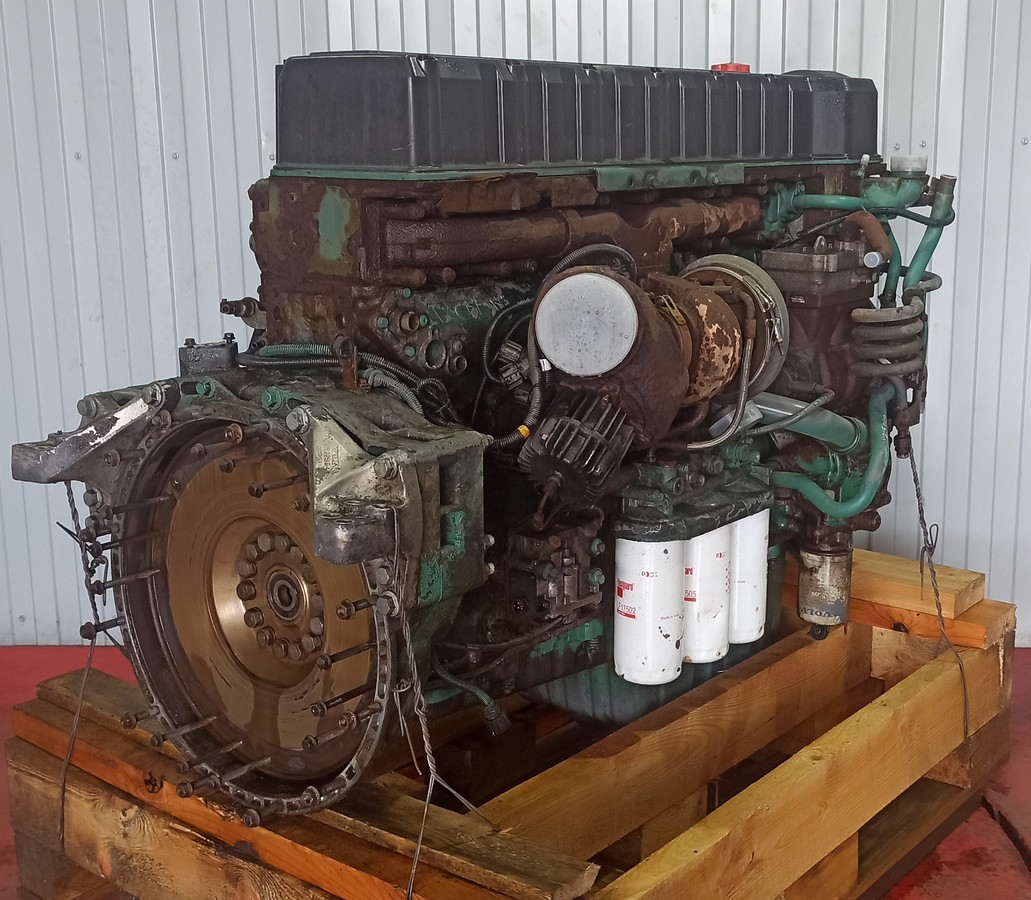 1638358 VOLVO Двигатель, D12C, № XF422726, фото 3
