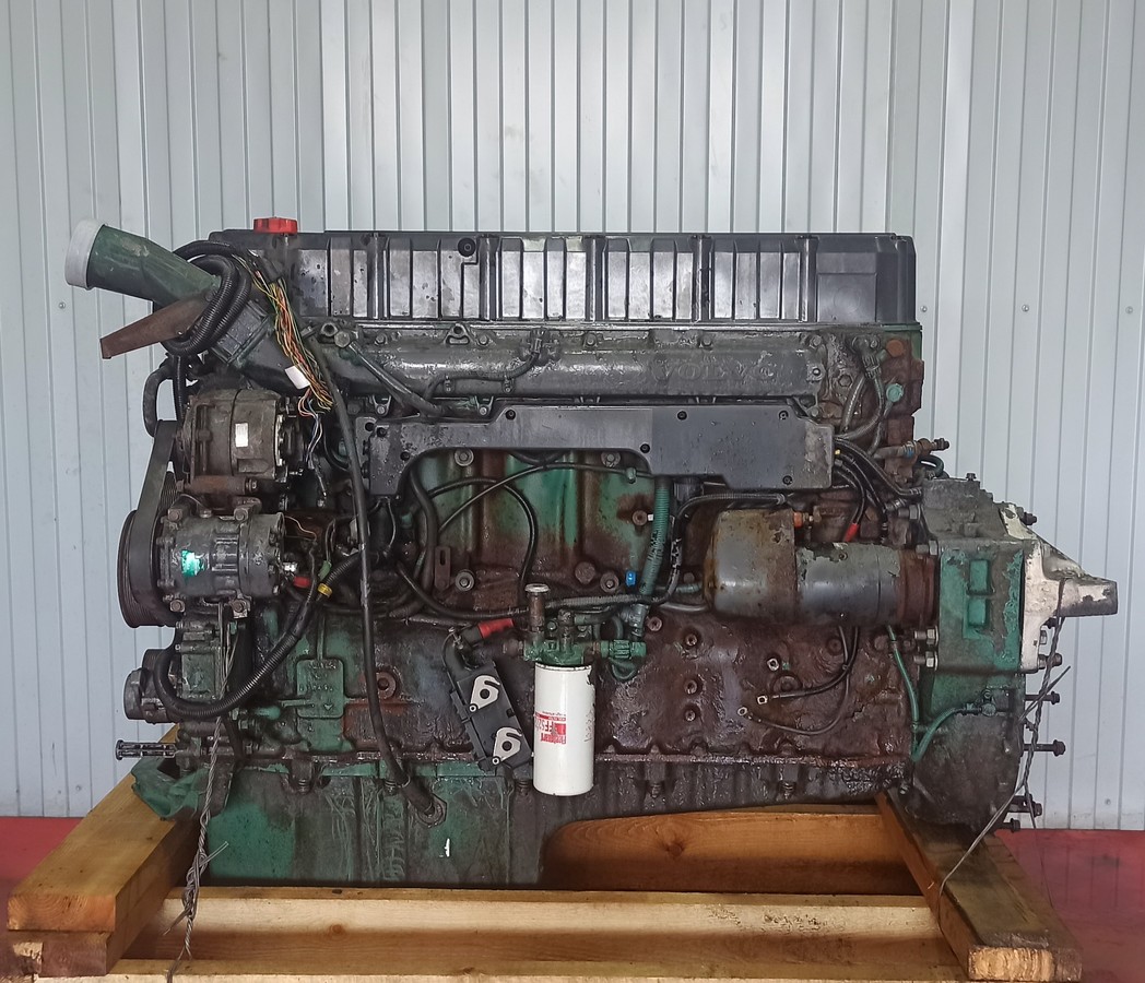 1638358 VOLVO Двигатель, D12C, № XF422726, фото 6