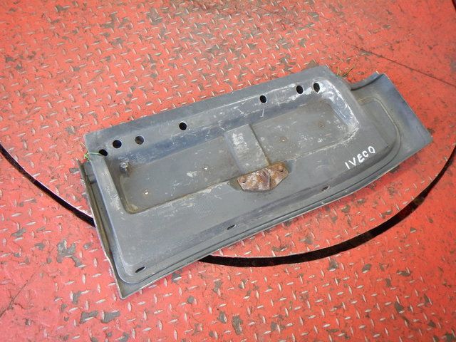 504006997 IVECO Крышка бардачка, № XF376959, фото 3