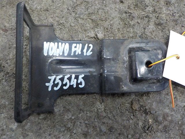 VOLVO Кронштейн габарита, № XF75545, фото 1