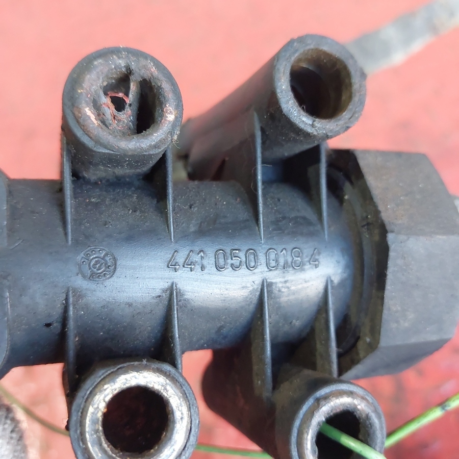 5010143095 RENAULT Датчик уровня пола, № XF426300, фото 4