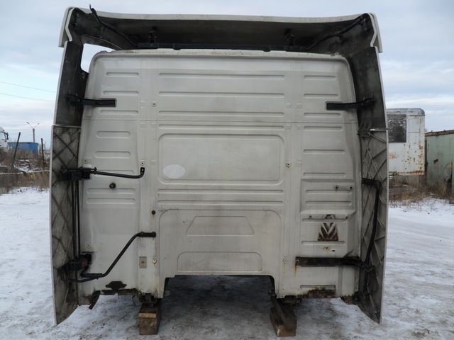 VOLVO Каркас кабины, № XF226015, фото 5