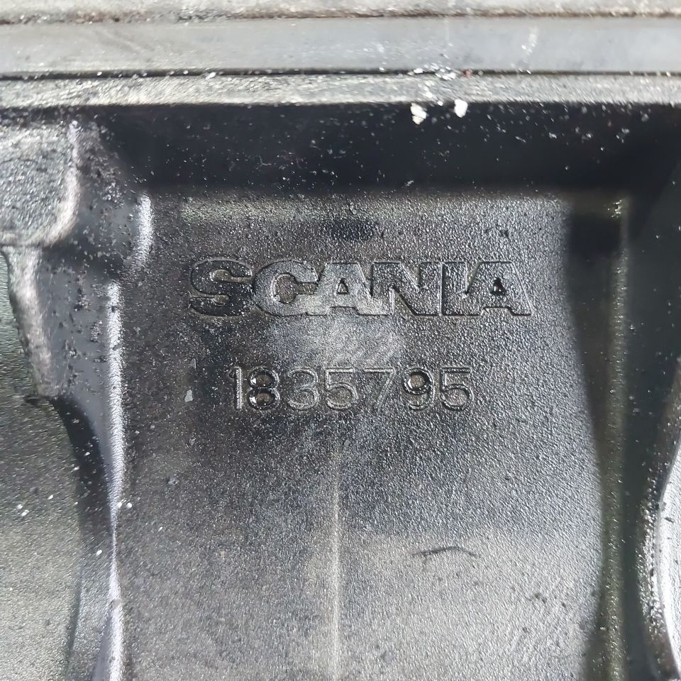 1835795 SCANIA Крышка двигателя, № XF433720, фото 6