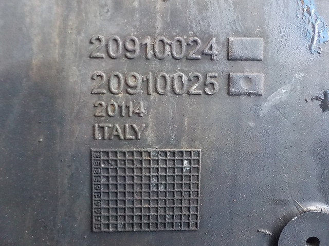 7421112050 RENAULT Крышка двигателя, № XF161011, фото 7