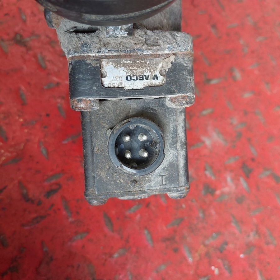 20514449 VOLVO Кран ECAS, № XF423382, фото 4
