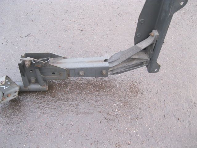 9303100709 MERCEDES Усилитель бампера, № XF10817, фото 1