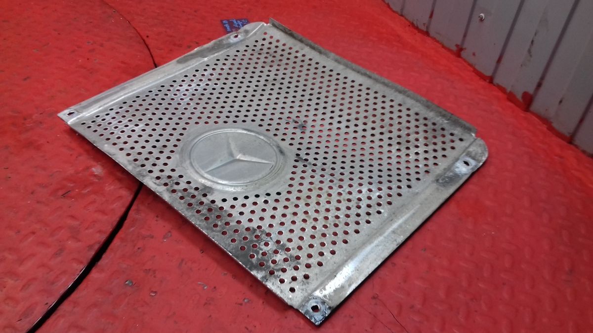 9304900230 MERCEDES Защита глушителя, № XF403290, фото 3