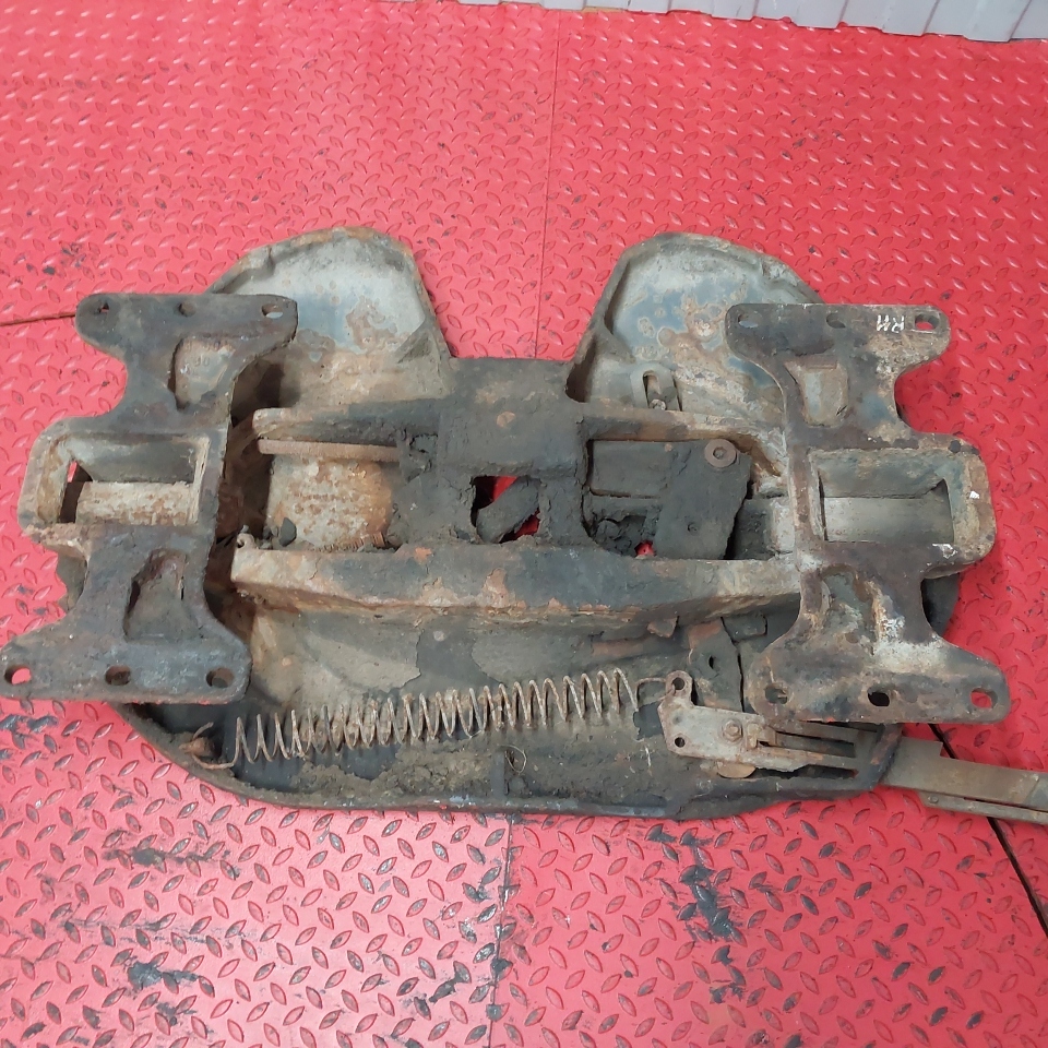 7420424368 RENAULT Седло, № XF461331, фото 7