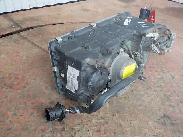 20861575 VOLVO Фара левая, № XF226880, фото 3