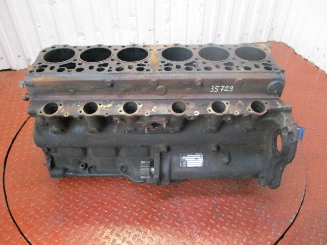 5200562846 RENAULT Блок двигателя, № XF35729, фото 2