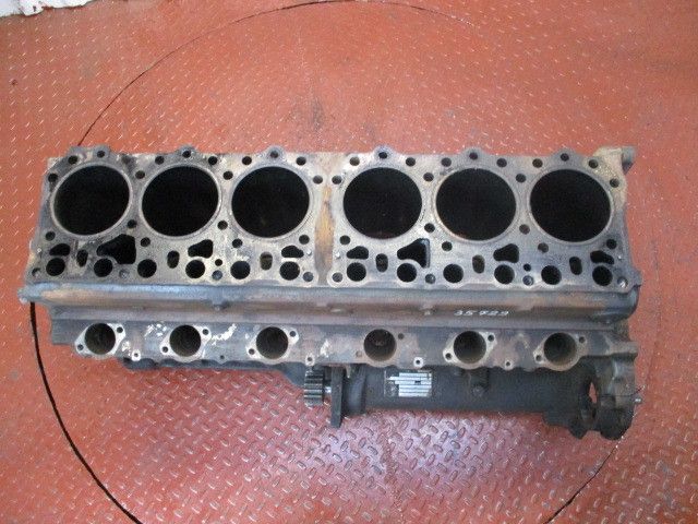 5200562846 RENAULT Блок двигателя, № XF35729, фото 4