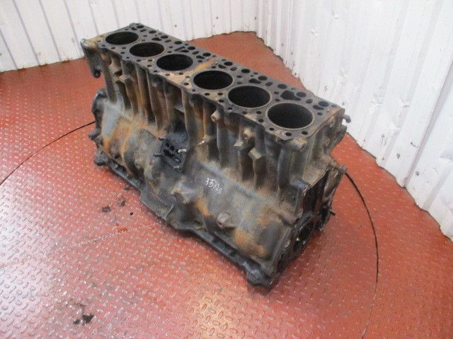 5200562846 RENAULT Блок двигателя, № XF35729, фото 6