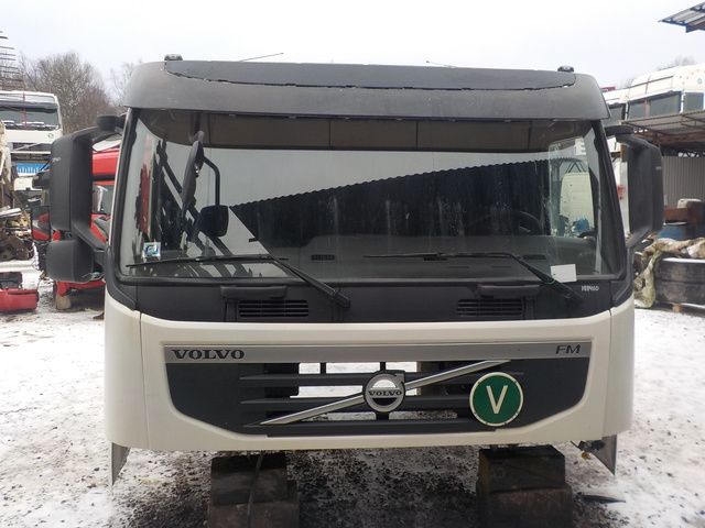 VOLVO Каркас кабины, № XF188461, фото 1