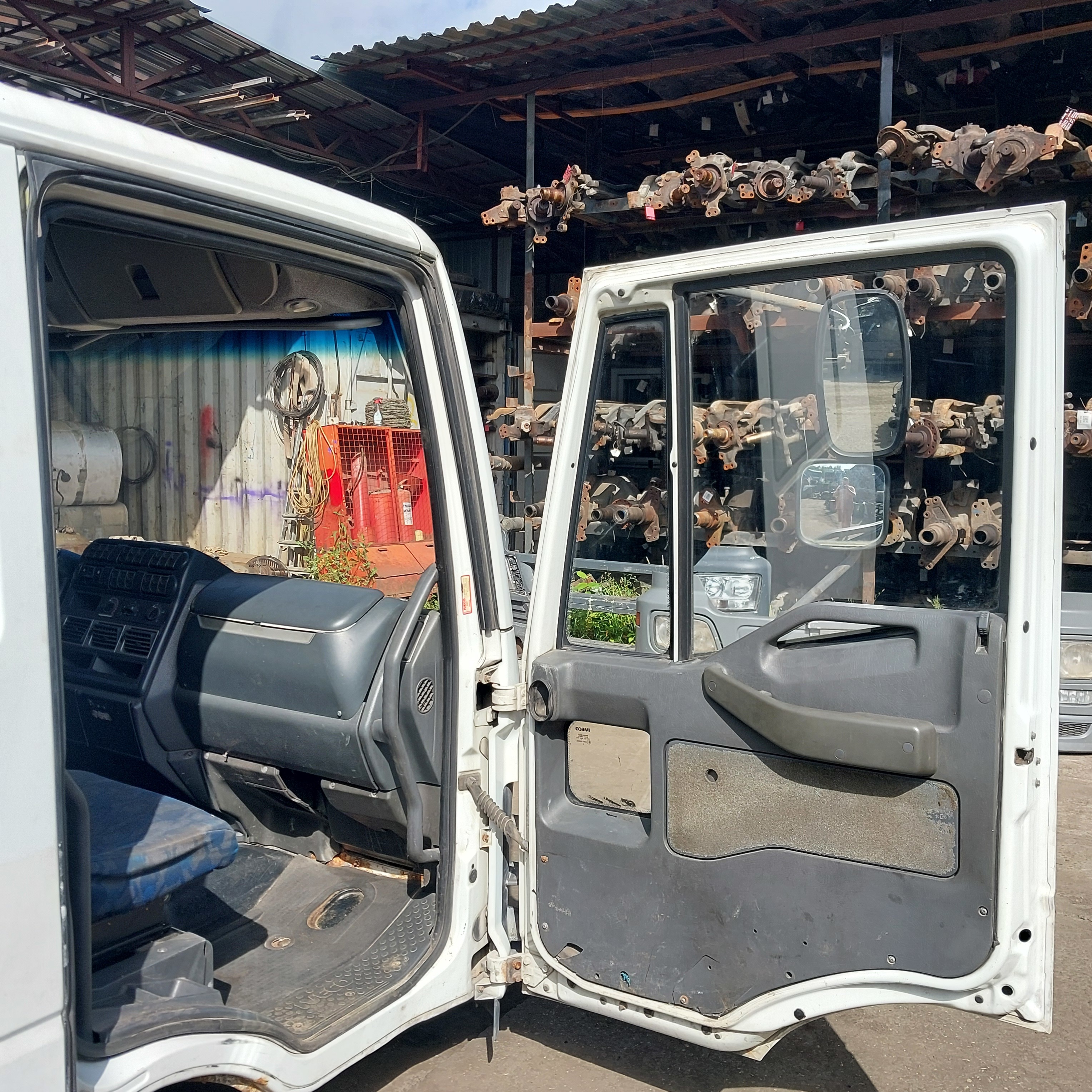 504094033 IVECO Каркас кабины, № XF477977, фото 12