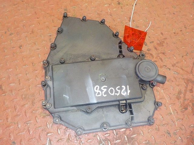 504212079 IVECO Крышка двигателя, № XF125038, фото 3