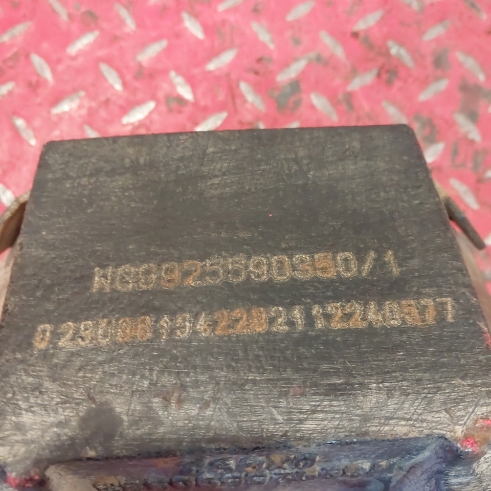 WG9925590350 SITRAK\HOWO Подушка двигателя, № XF470398, фото 3