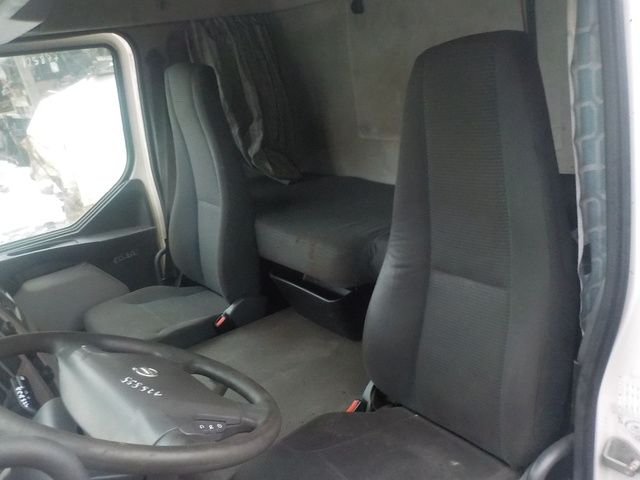 VOLVO Кабина, Sleeper Cab, № XF125871, фото 13