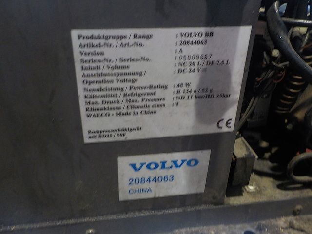 20844063 VOLVO Холодильник, № XF182208, фото 6
