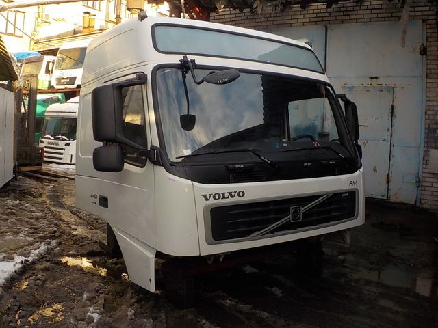 VOLVO Каркас кабины, № XF186856, фото 1
