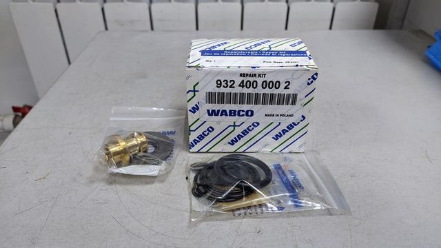 9324000002 WABCO Р/к осушителя, фото 2
