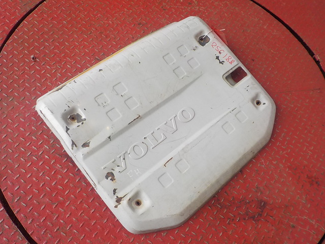 21908955 VOLVO Защита глушителя, № XF250188, фото 1