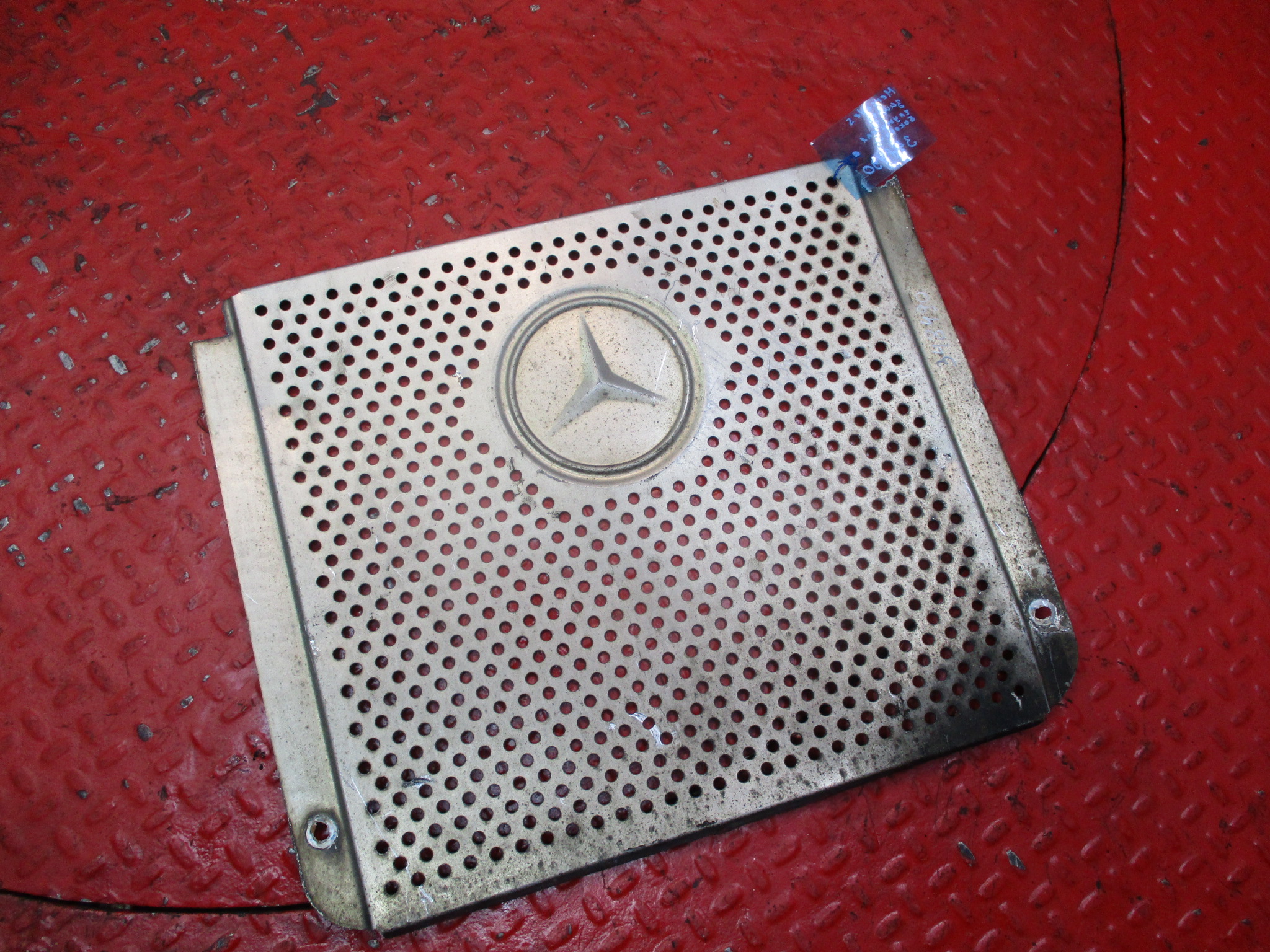9304900230 MERCEDES Защита глушителя, № XF348490, фото 2