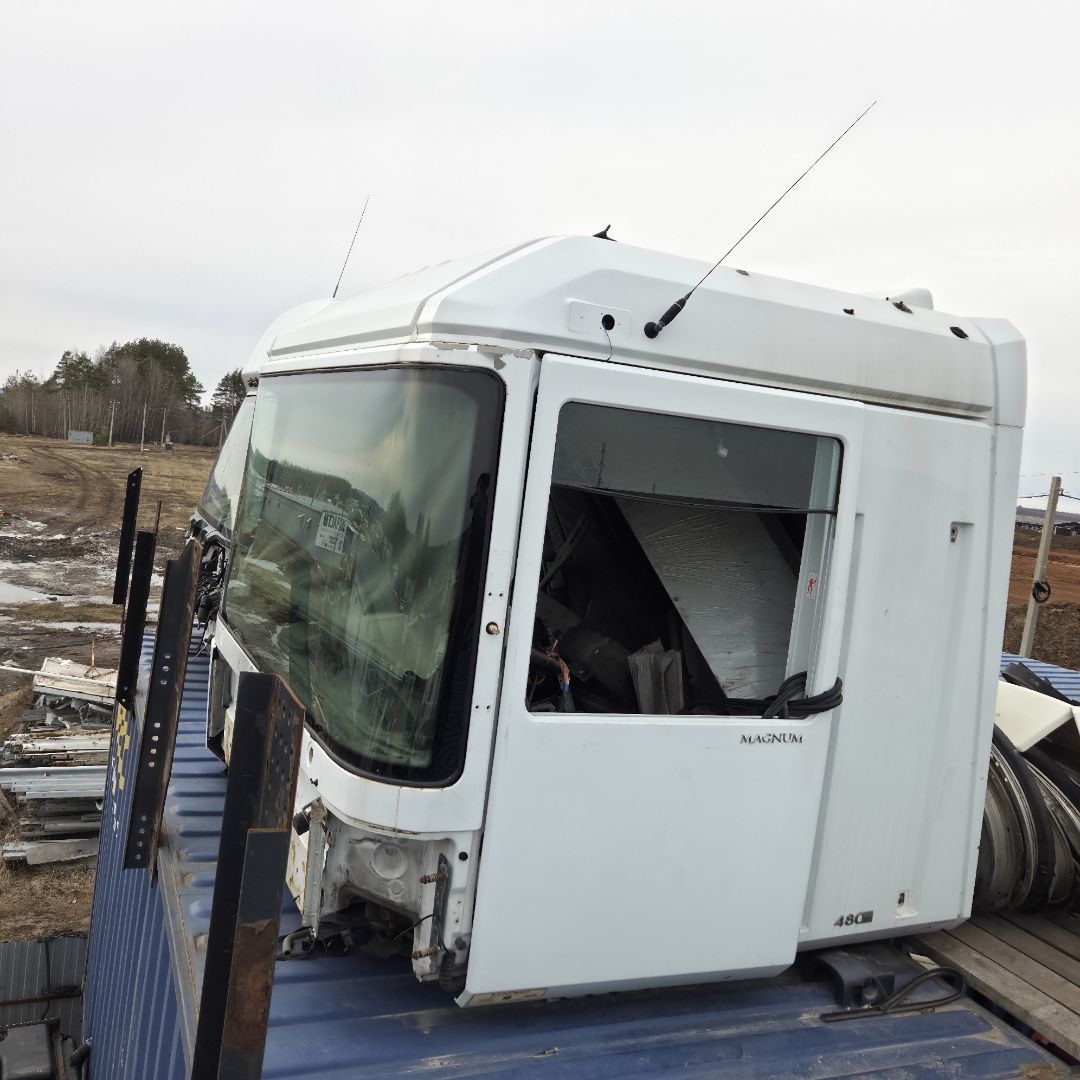 RENAULT Кабина, № XF443330, фото 3
