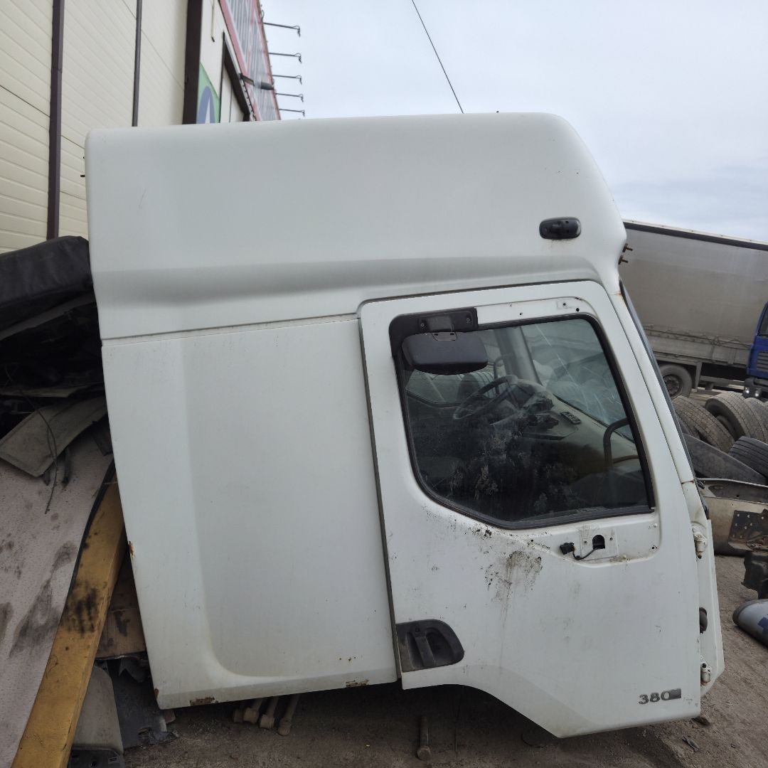 RENAULT Кабина, Sleeper Cab, № XF443321, фото 4