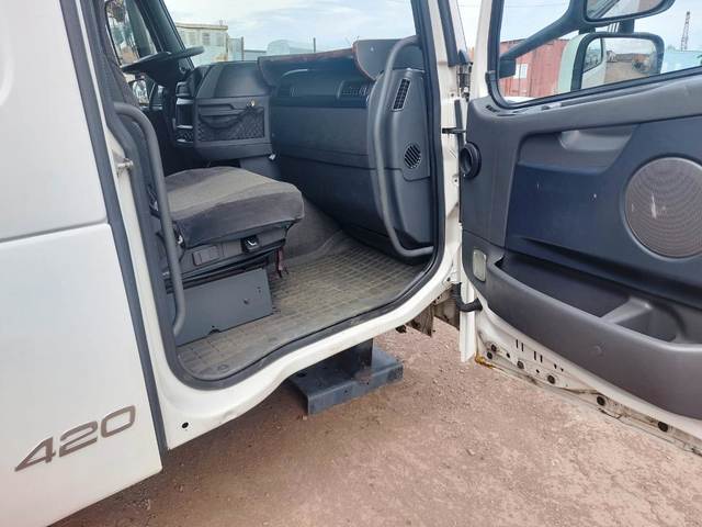 VOLVO Кабина, Globetrotter, № XF376216, фото 10
