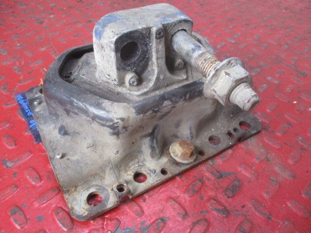 20723224 VOLVO Подушка двигателя, № XF196670, фото 3