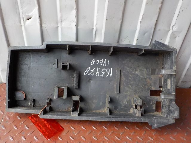 504092088 IVECO Ящик вещевой, № XF165970, фото 4