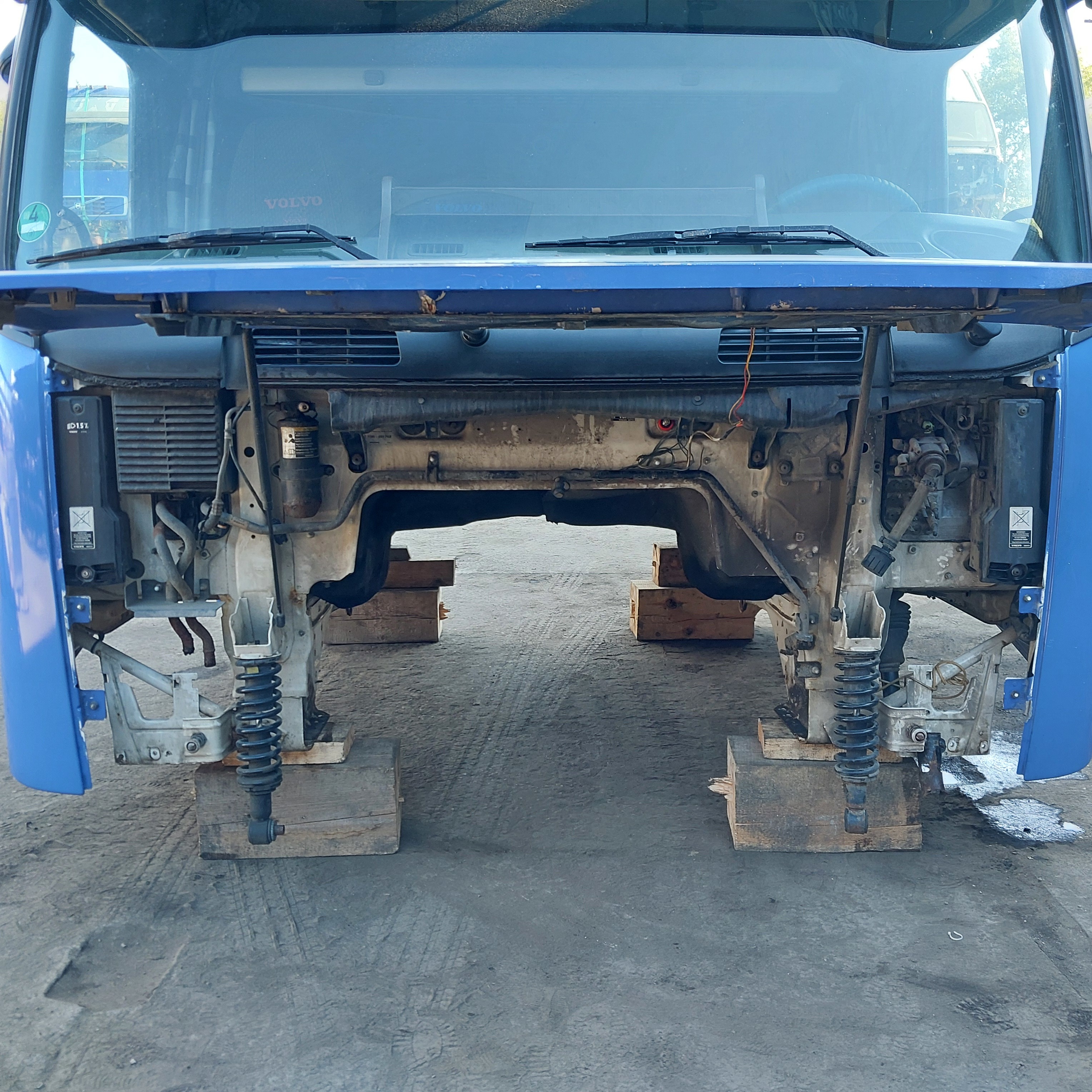 VOLVO Каркас кабины, № XF461625, фото 9