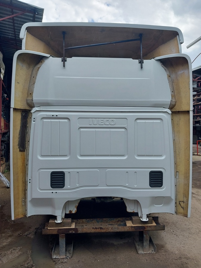IVECO Кабина, MLL Высокая, № XF416280, фото 4