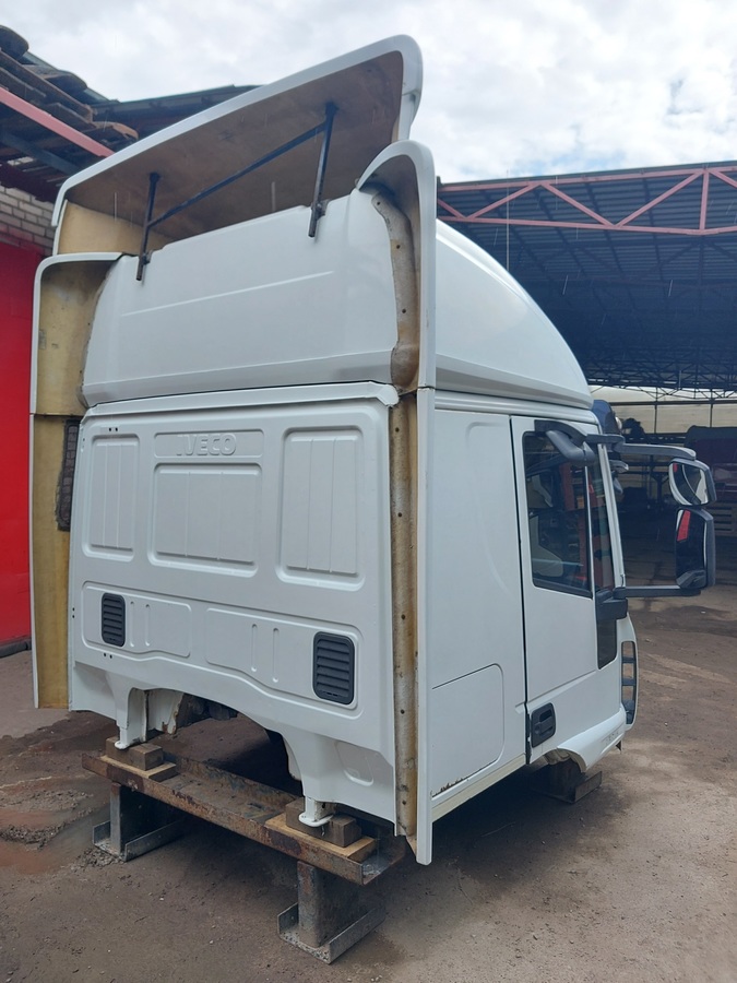 IVECO Кабина, MLL Высокая, № XF416280, фото 5