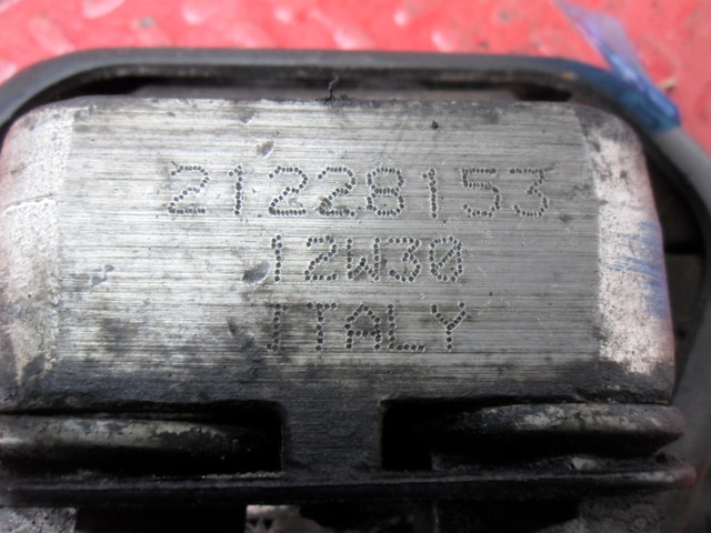 20723224 VOLVO Подушка двигателя, № XF200647, фото 4