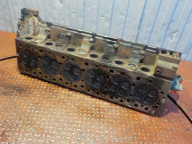 21576282 VOLVO Головка блока, № XF147107, фото 8