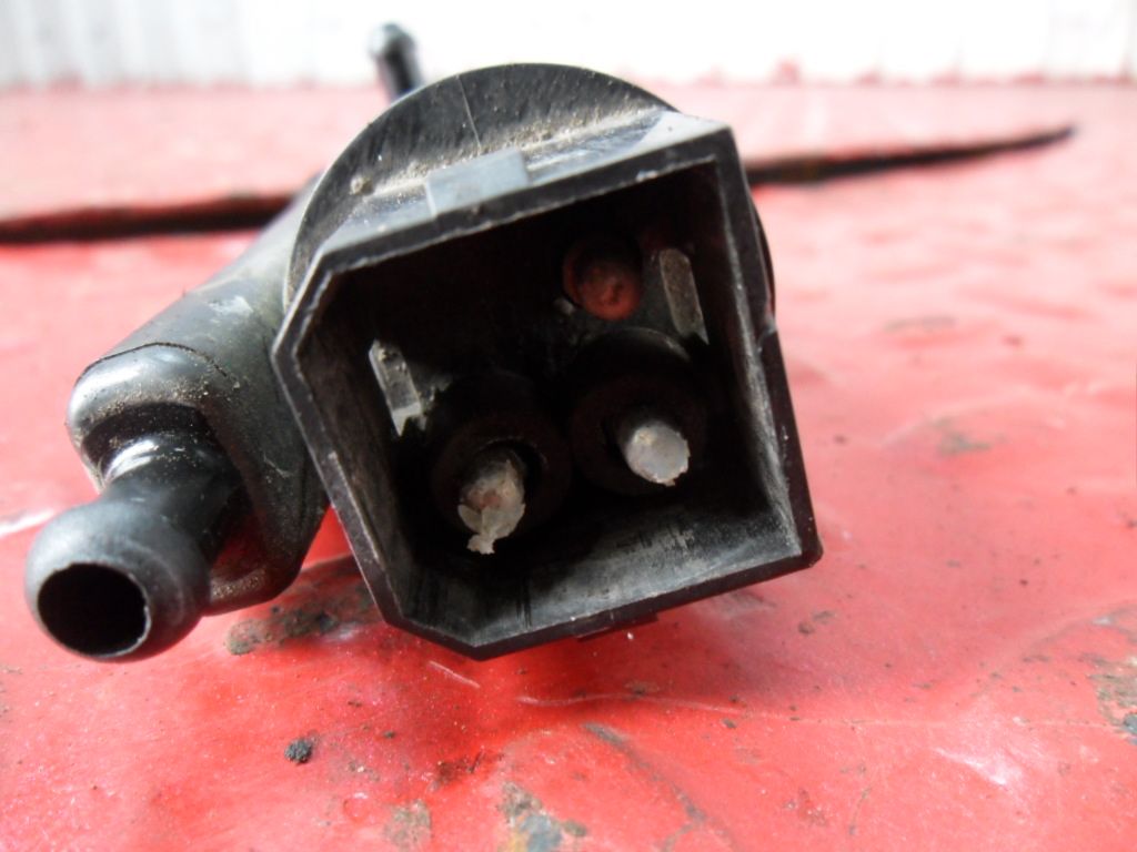 21189159 VOLVO Насос омывателя, № XF200992, фото 4