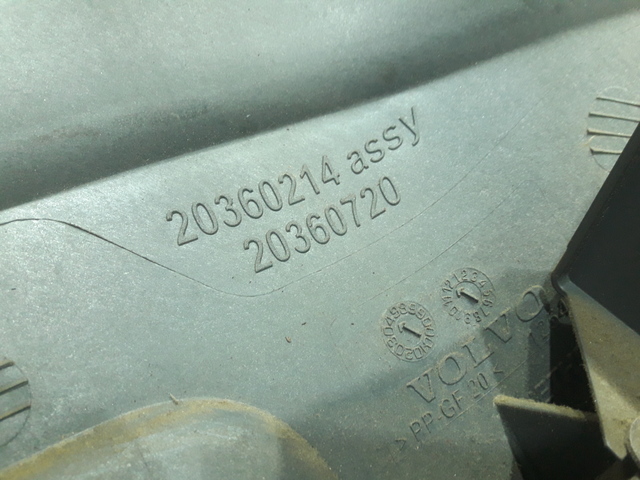 20379108 VOLVO Бардачок, № XF334830, фото 9