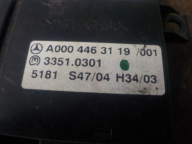 0004462819 MERCEDES Блок управления стеклоподъемника, № XF101997, фото 2