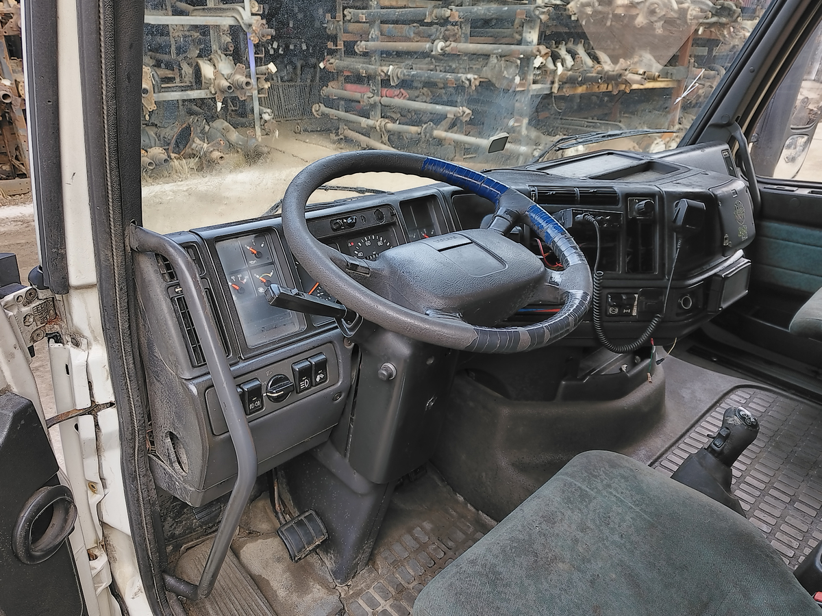 VOLVO Кабина, Globetrotter, № XF403855, фото 14