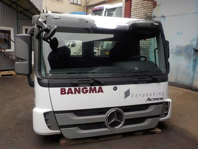 MERCEDES Кабина, Низкая L, № XF136896, фото 1