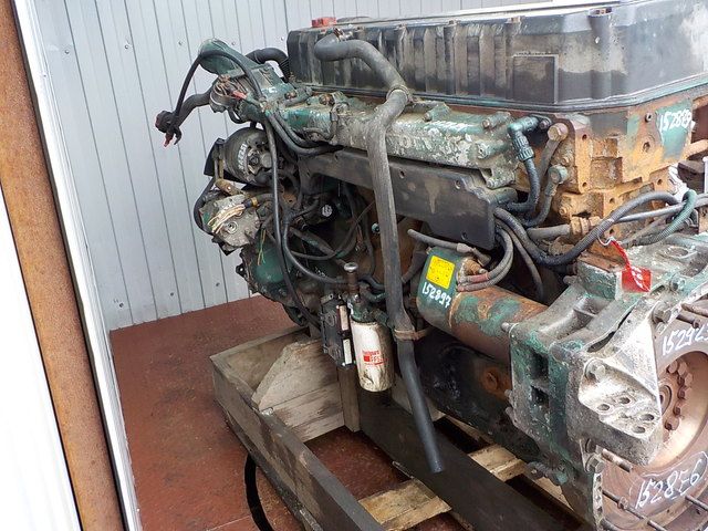 VOLVO Двигатель, D12C, № XF152876, фото 3