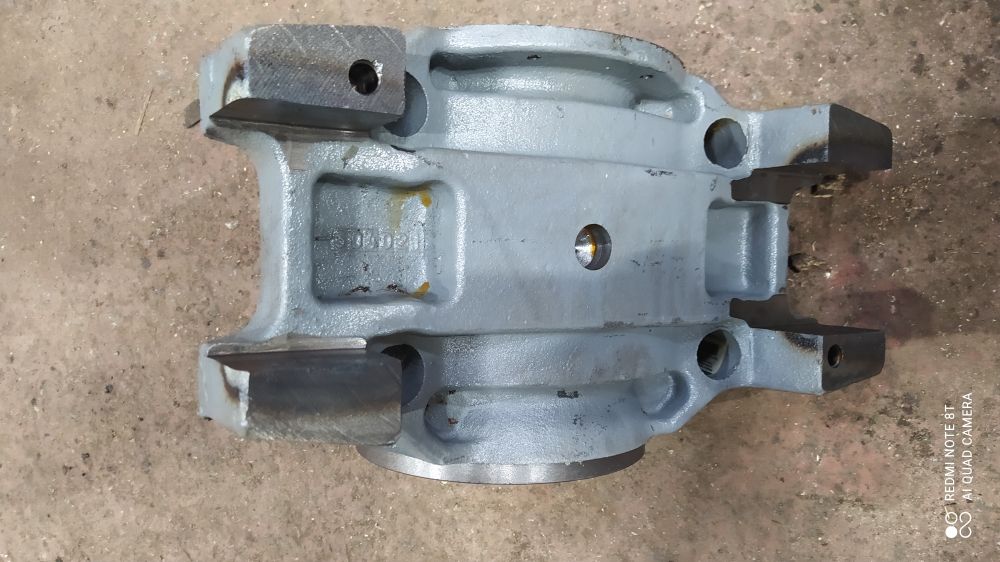 65202918070 KAMAZ Башмак балансира, фото 1