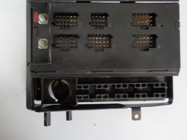 0015430615 MERCEDES Блок предохранителей, № XF68821, фото 6