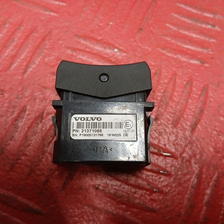 21371086 VOLVO Микрофон, № XF453526, фото 4