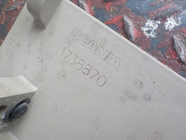 1738870 SCANIA Крышка бардачка, № XF233930, фото 4